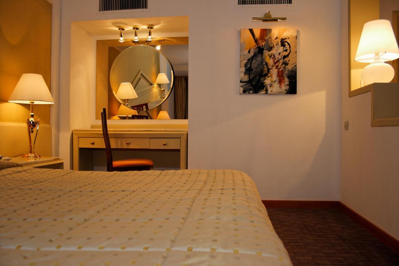 Aro Palace Hotel 5*