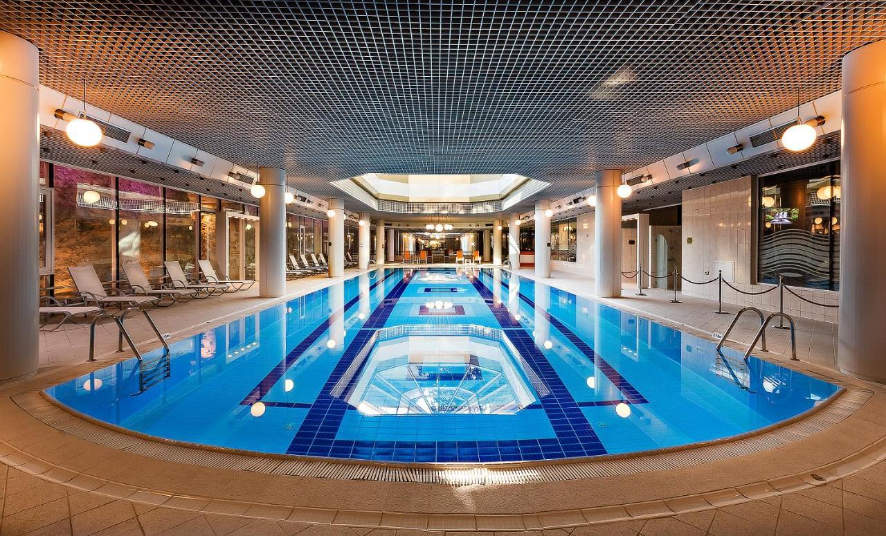 Hotel Aro Palace 5*