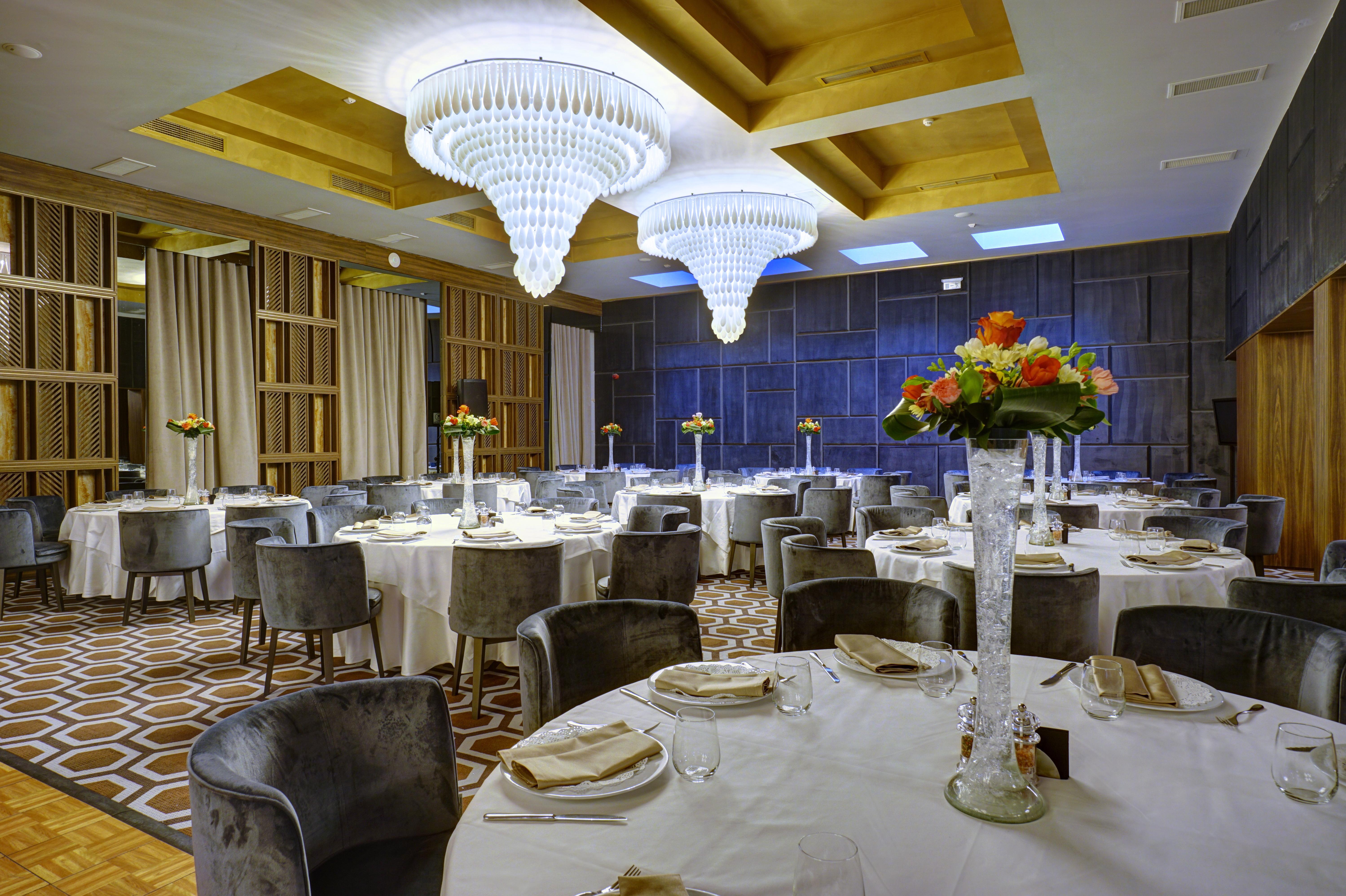 Aro Palace 5*