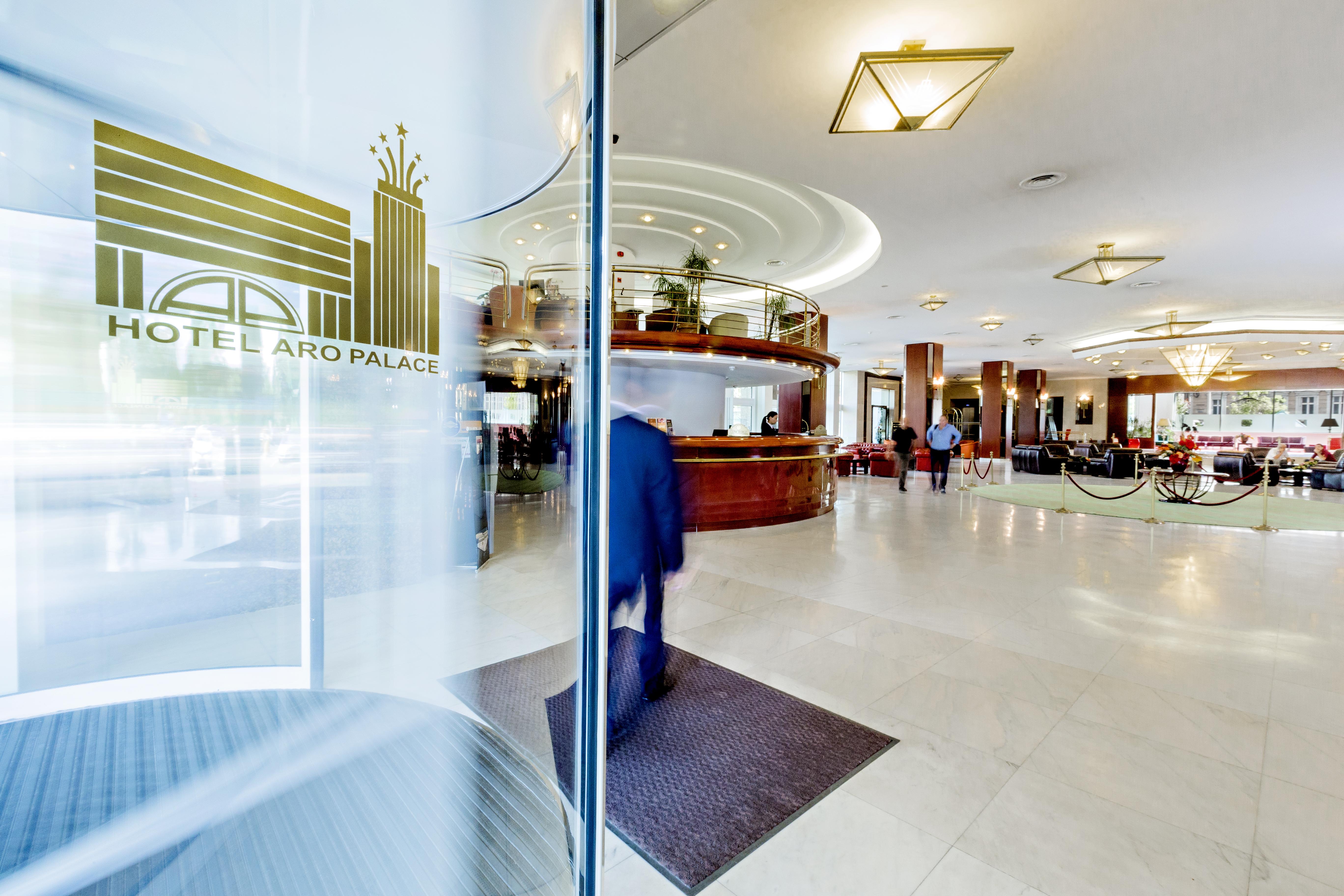 Aro Palace Hotel 5*
