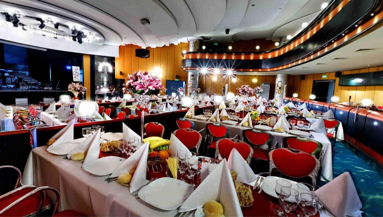 Hotel Aro Palace 5*
